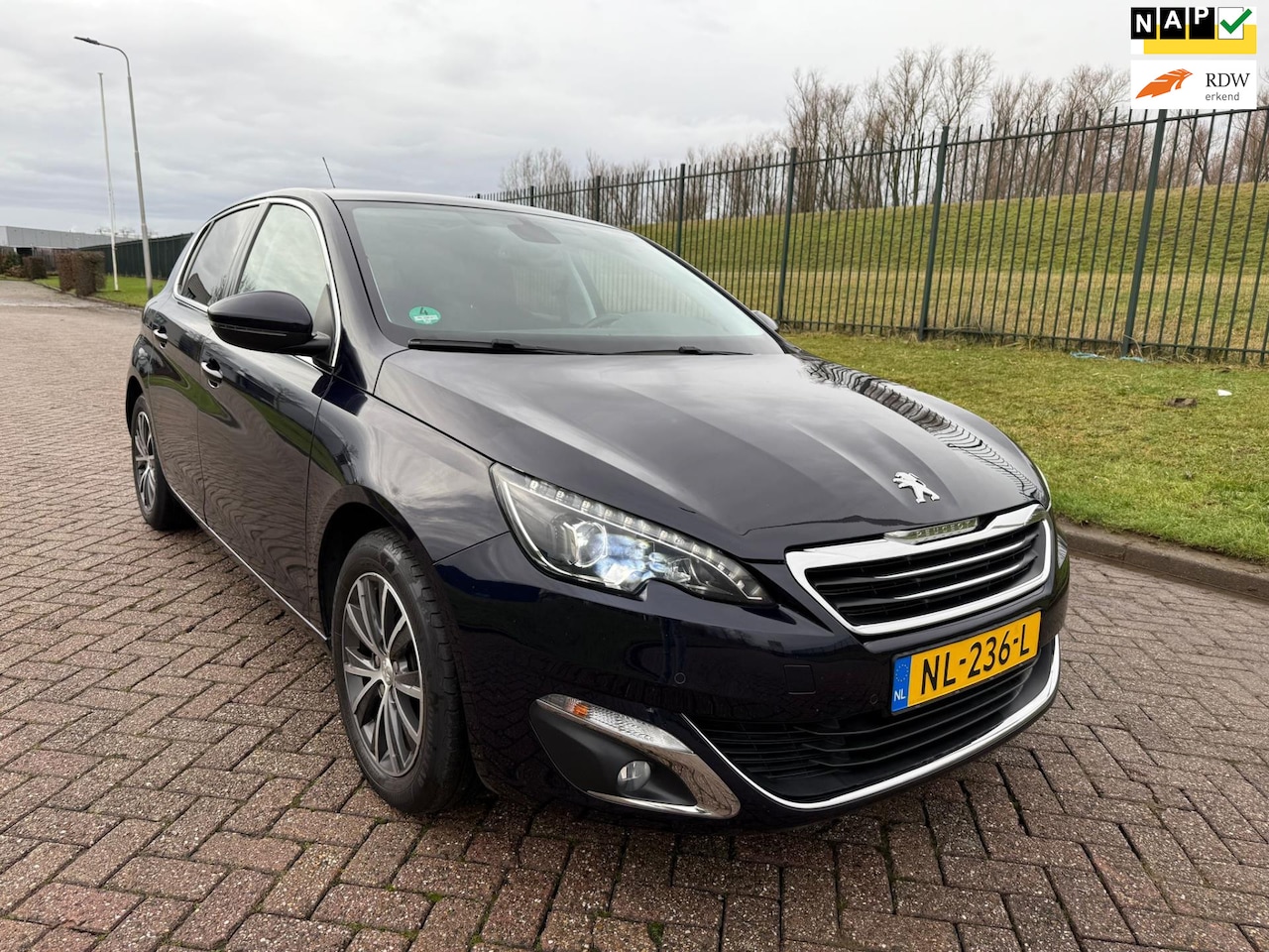 Peugeot 308 - 1.2 PureTech Allure 1.2 PureTech Allure - AutoWereld.nl