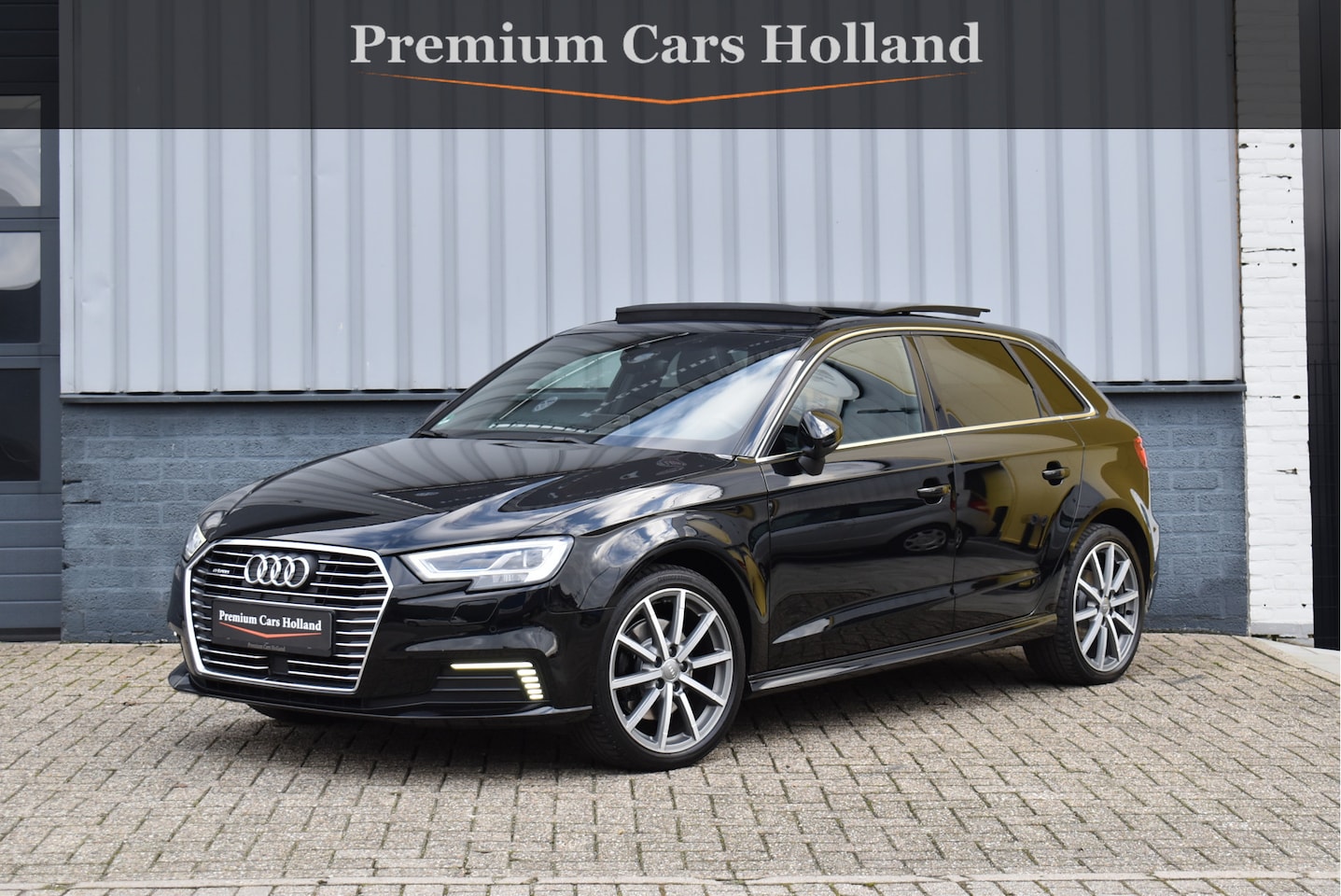 Audi A3 Sportback - 40e S-Line 204 Pk Pano B&O Virtual Camera ACC Keyless Leder 18 Inch - AutoWereld.nl