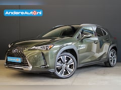 Lexus UX - 250h Preference Line |stoel/stuurverwarming|parkeersensoren|18"|Apple/Android|ACC|