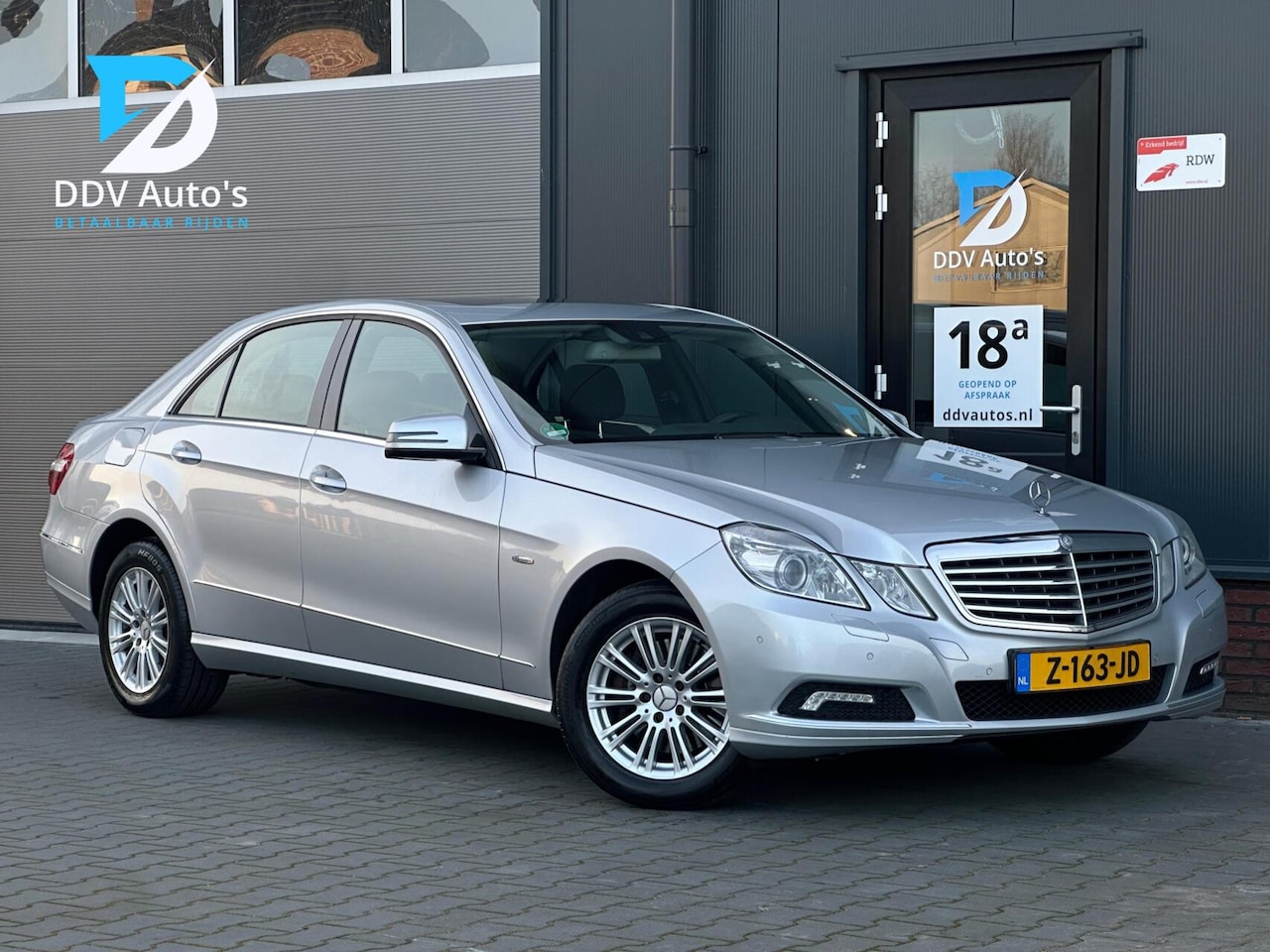 Mercedes-Benz E-klasse - 350 CGI/293pk Elegance|2009|PDC|Schuif-/Kanteldak|Cruise|Memory|Stoelverw.|16" LMV - AutoWereld.nl