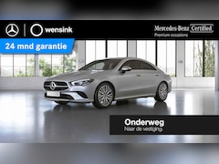 Mercedes-Benz CLA-Klasse - 180 Luxury Line | Achteruitrijcamera | Stoelverwarming | Widescreen | Distronic |