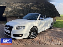 Audi RS4 - 4.2 V8 RS 4 quattro Cabrio UNIEKE UITVOERING