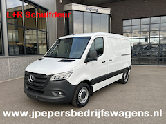 Mercedes-Benz Sprinter - 315 CDI L1 H1 Automaat / LED / Distronic / MBUX 10.25 / 360 Camera / Standkachel / L + R s