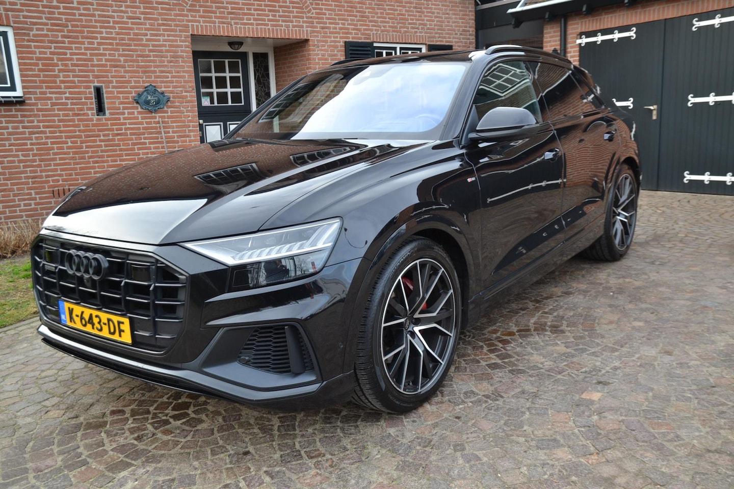 Audi Q8 - Audi Q8 50 TDI quattro Pro Line S RS-Stoelen Panoramadak Leer Navigatie+360'Camara's Stoel - AutoWereld.nl