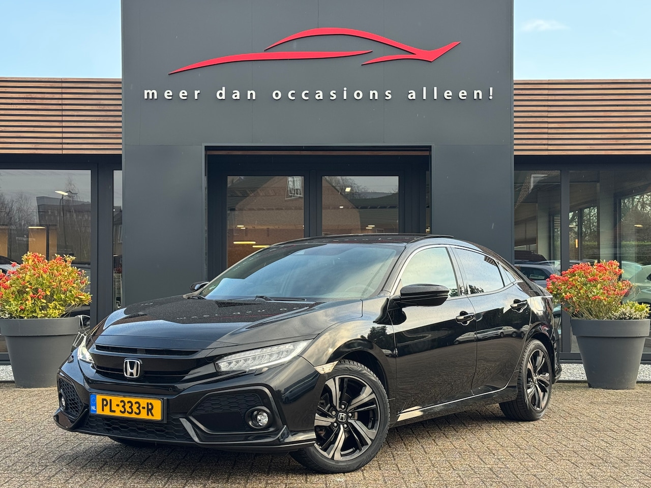 Honda Civic - 5dr Civic 1.0 i-VTEC Elegance Black Edition - AutoWereld.nl