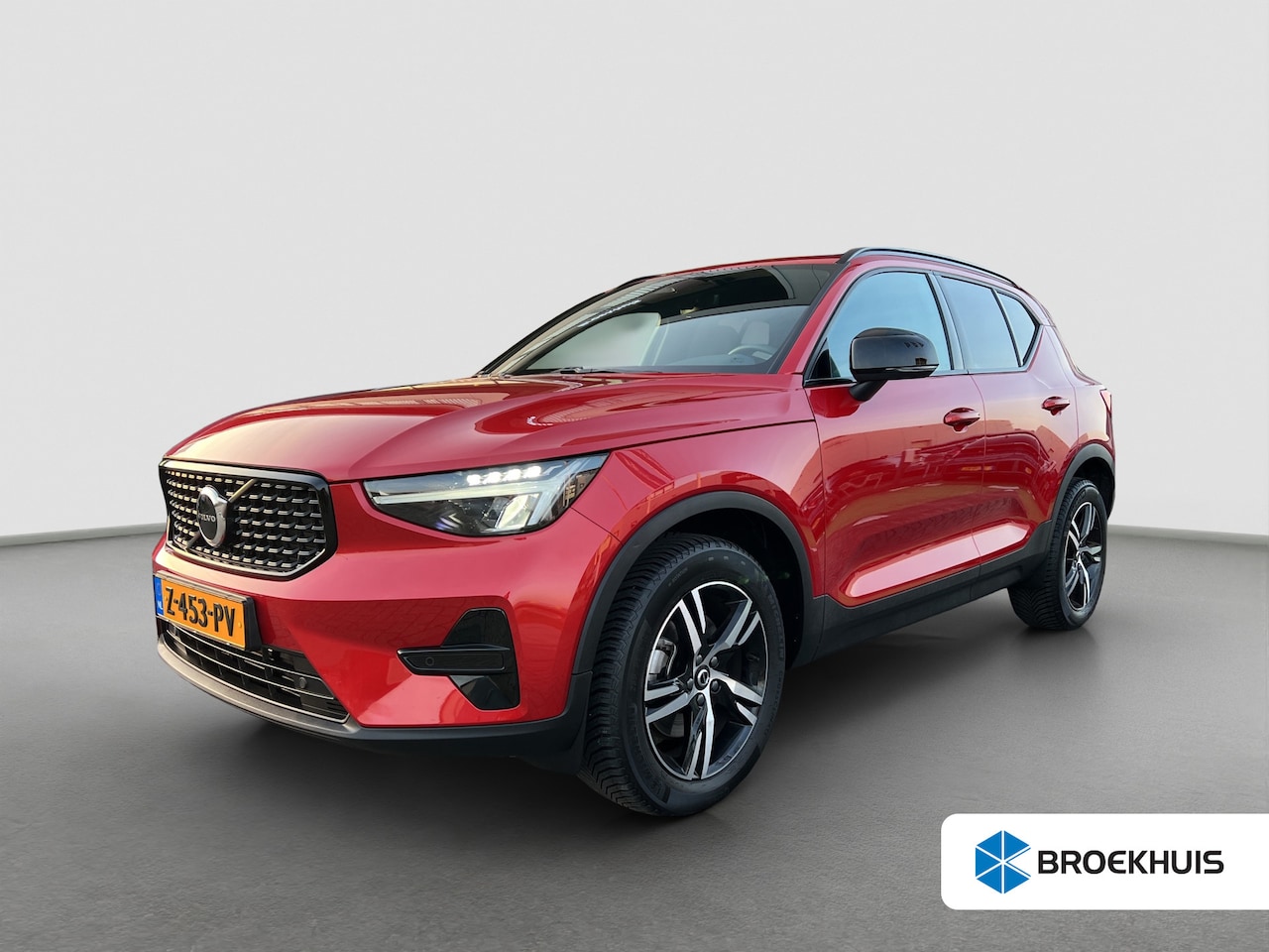 Volvo XC40 - 2.0 B4 197pk Plus Dark | Camera | Carplay | Premium Audio | Adaptive cruise control | Elek - AutoWereld.nl