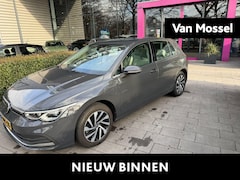 Volkswagen Golf - 1.4 eHybrid Style | WORDT VERWACHT | STOELVERWARMING | STUURVERWARMING | ELEKTRISCHE BESTU