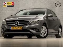 Mercedes-Benz A-klasse - 180 Sport (NAVIGATIE, LEDER, ZWART HEMEL, STOELVERWARMING, SPORTSTOELEN, PARKEERSENSOREN,