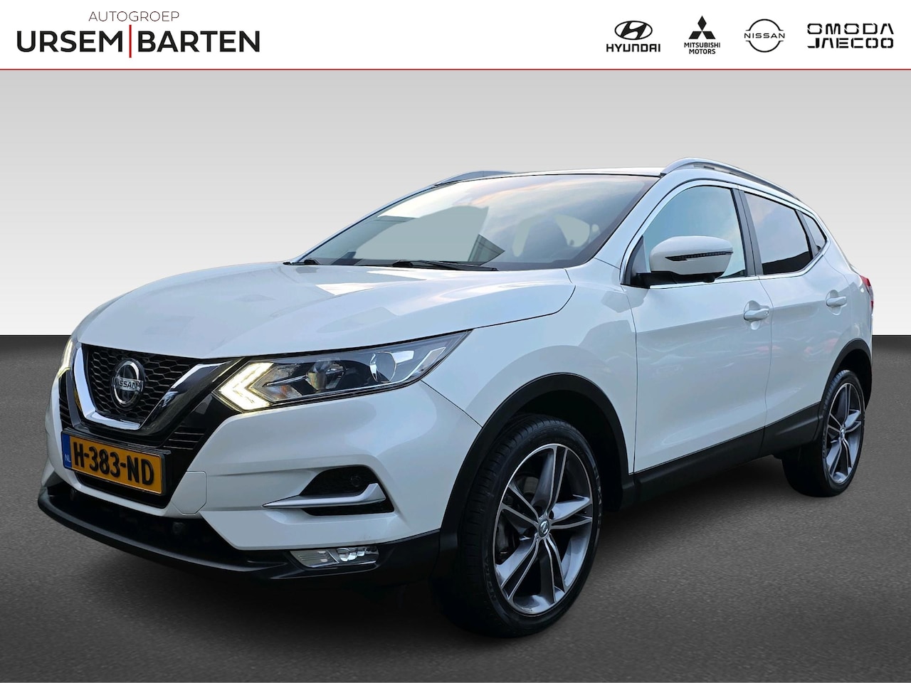 Nissan Qashqai - 1.3 DIG-T N-Connecta | Pano | 360 Camera | Navigatie | Zeer nette Auto! | - AutoWereld.nl