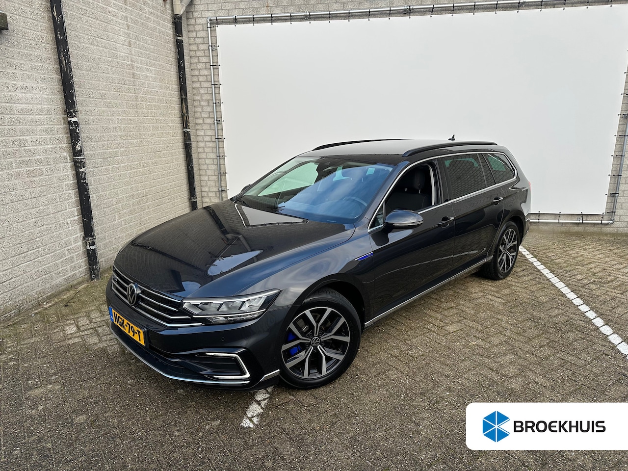 Volkswagen Passat Variant - 1.4 TSI PHEV GTE Business | Achterbank in delen neerklapbaar | Achteropkomend verkeer waar - AutoWereld.nl