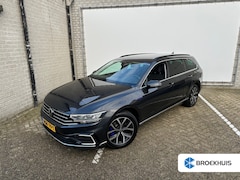 Volkswagen Passat Variant - 1.4 TSI PHEV GTE Business | Achterbank in delen neerklapbaar | Achteropkomend verkeer waar