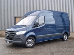 Mercedes-Benz Sprinter - 311 CDI GB L2 FWD Functional 3.5T / AIRCO / CAMERA / 3 ZITS / DEALER ONDERHOUDEN / NAVI