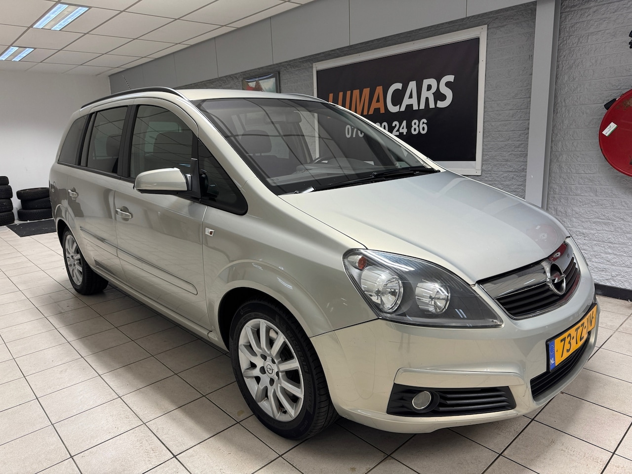 Opel Zafira - 2.2 Temptation 2.2 Temptation - AutoWereld.nl