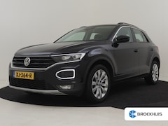 Volkswagen T-Roc - 1.0 TSI Style 115pk | Navigatie | Camera achter | Led koplampen | Airco automatich | Trekh