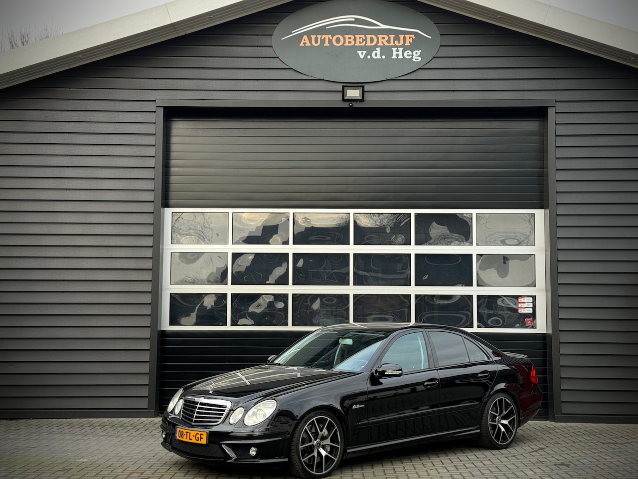 Mercedes-Benz E-klasse - AMG E63 NL Auto Uniek! 6.2 V8 514PK - AutoWereld.nl