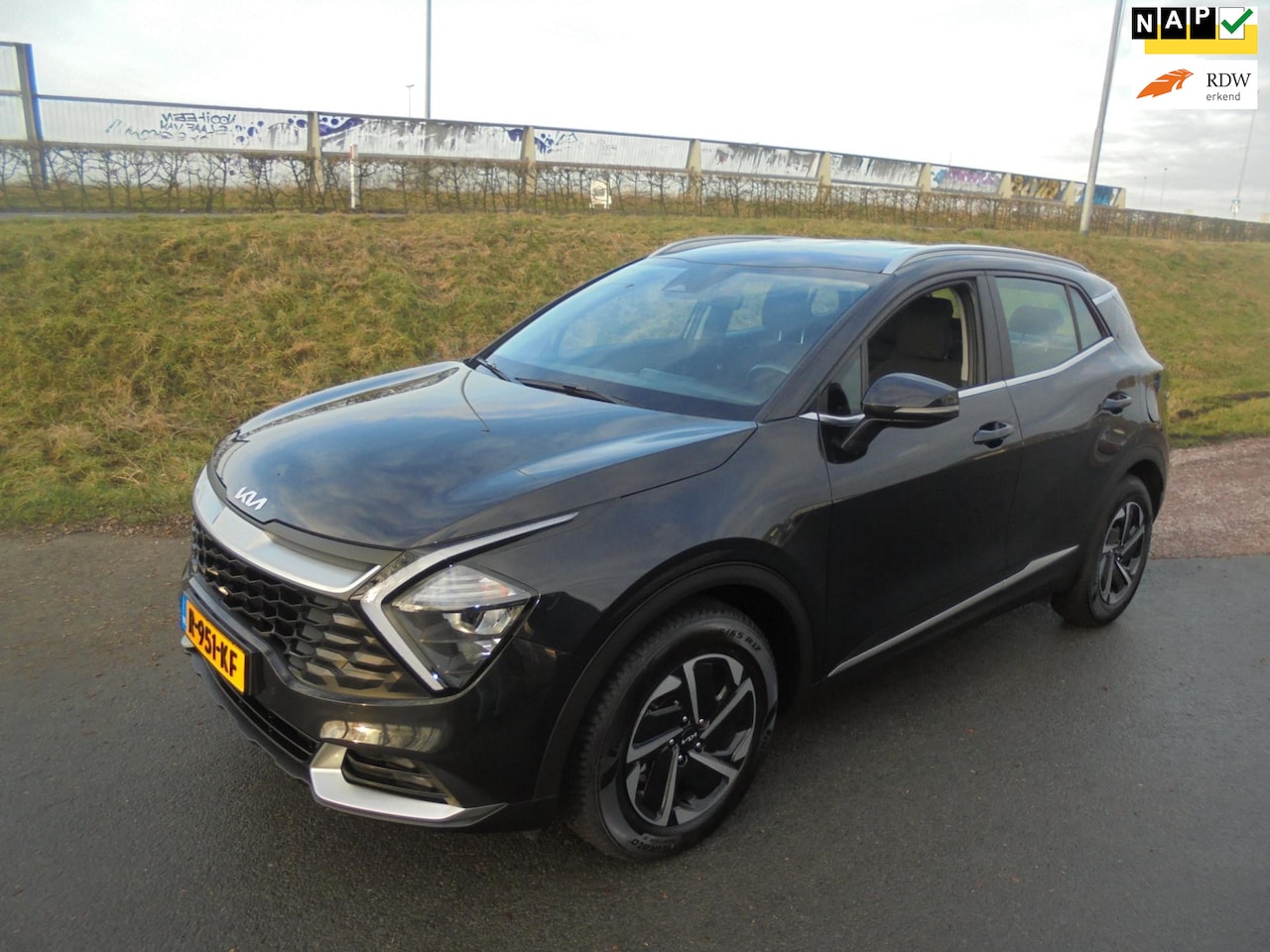 Kia Sportage - Kia Sportage 1.6 GDI Hybrid DynamicLine Automaat trekhaak navigatie - AutoWereld.nl