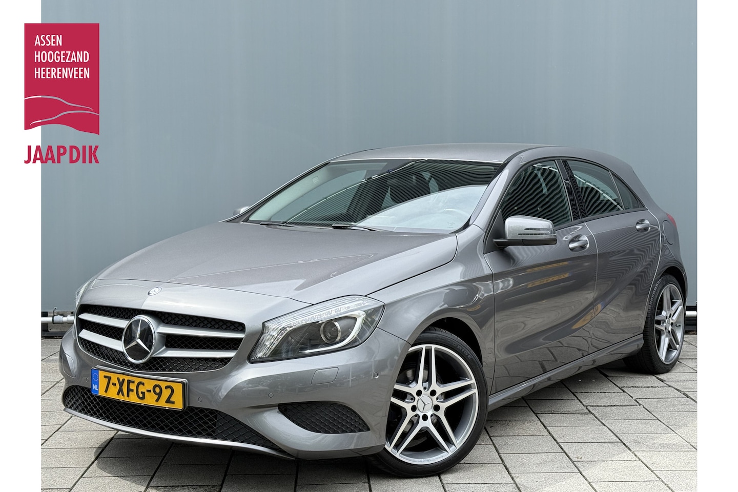 Mercedes-Benz A-klasse - BWJ 2014 | 180 123PK Ambition | NWE APK | AUT AIRCO | PDC | NAVI | CRUISE | AMG VELGEN | X - AutoWereld.nl