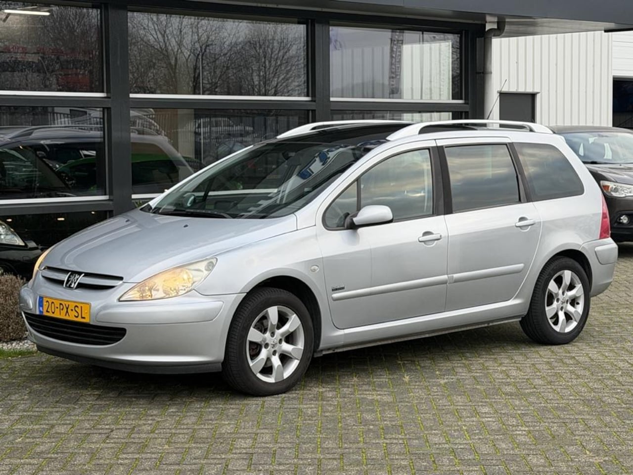 Peugeot 307 SW - 2.0 16V Navtech Airco NAP APK !! - AutoWereld.nl