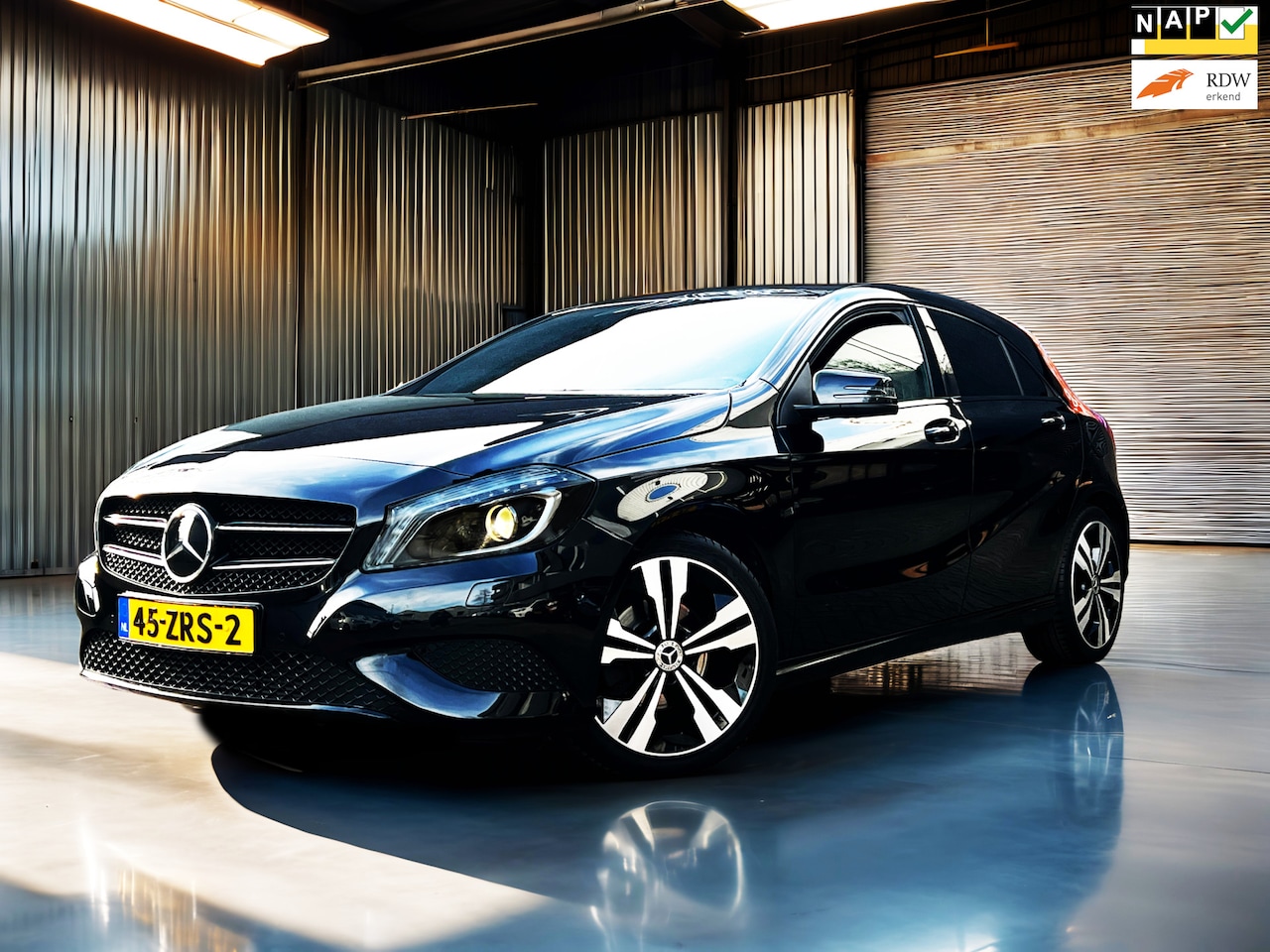 Mercedes-Benz A-klasse - 180 Ambition Navi_Clima_Cruise_18''LMV - AutoWereld.nl
