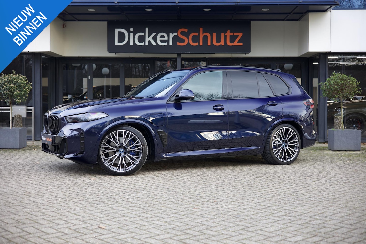 BMW X5 - xDrive50e M Sport Pro | Pano | Trekhaak | Vierwielbesturing | Harman - AutoWereld.nl
