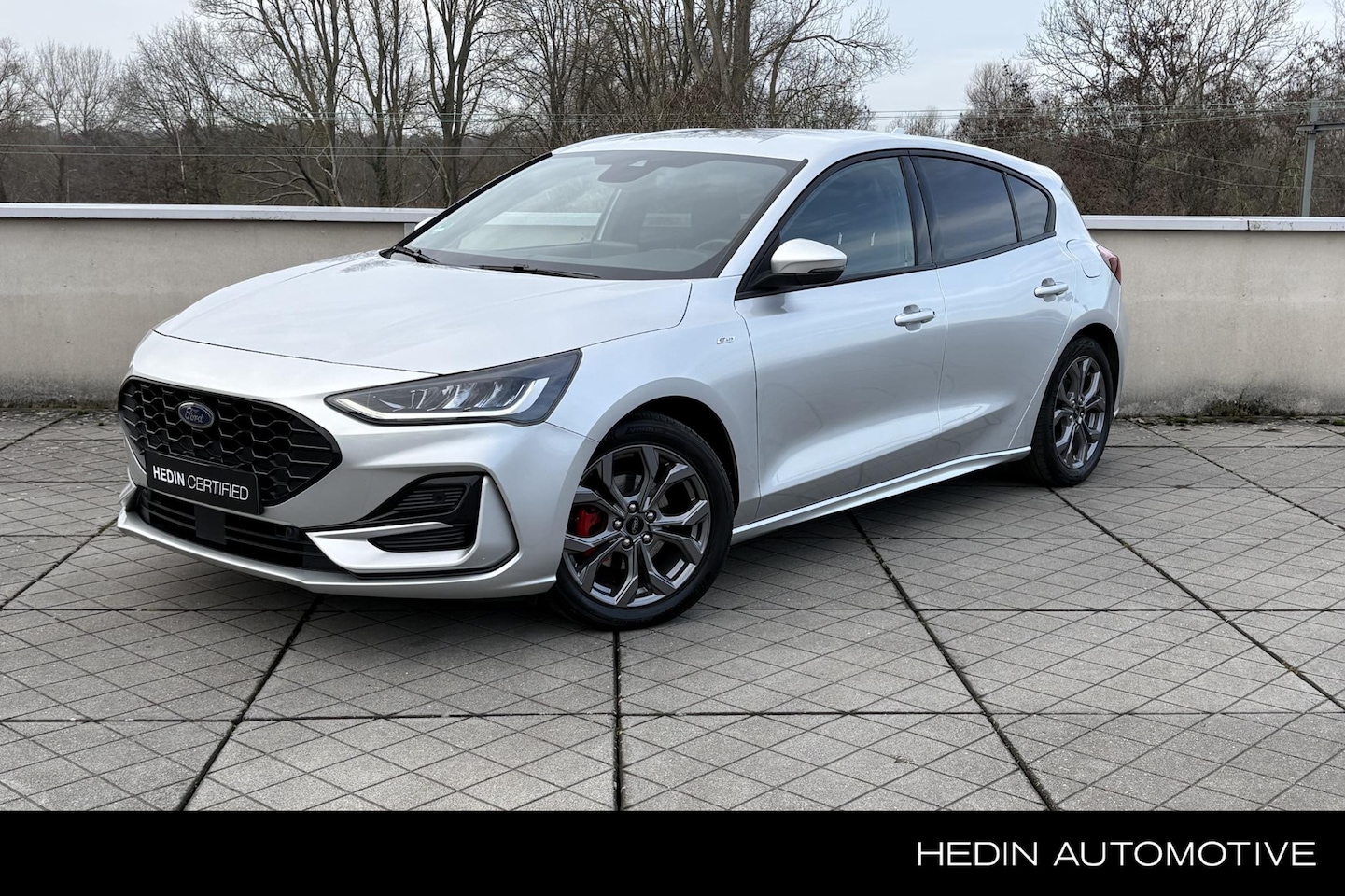 Ford Focus - 1.0 EcoBoost Hybrid ST Line Style | Winter Pack - AutoWereld.nl