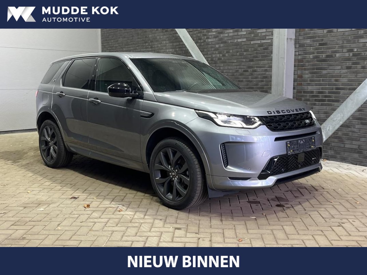 Land Rover Discovery Sport - P300e R-Dynamic SE | Trekhaak | ACC | Getint Glas | Stoel+Stuurverwarming | 360° Camera - AutoWereld.nl