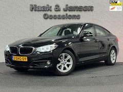BMW 3-serie Gran Turismo - 320i High Executive Stoelverwarming Uitgebreide teller Airco