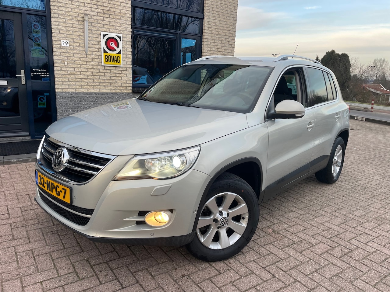 Volkswagen Tiguan - 2.0 TSI Sport&Style 4Motion- Automaat - AutoWereld.nl