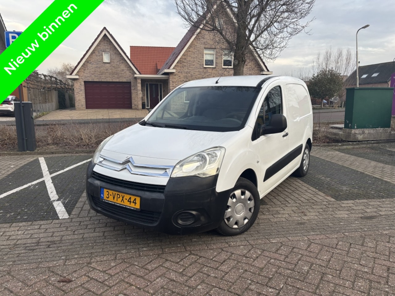 Citroën Berlingo - 1.6 HDIF 500 Airco|Lage km|Schuifdeur - AutoWereld.nl