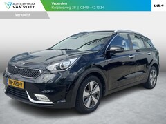 Kia Niro - 1.6 GDi Hybrid DynamicLine | Trekhaak | Navigatie | Achteruitrijcamera |