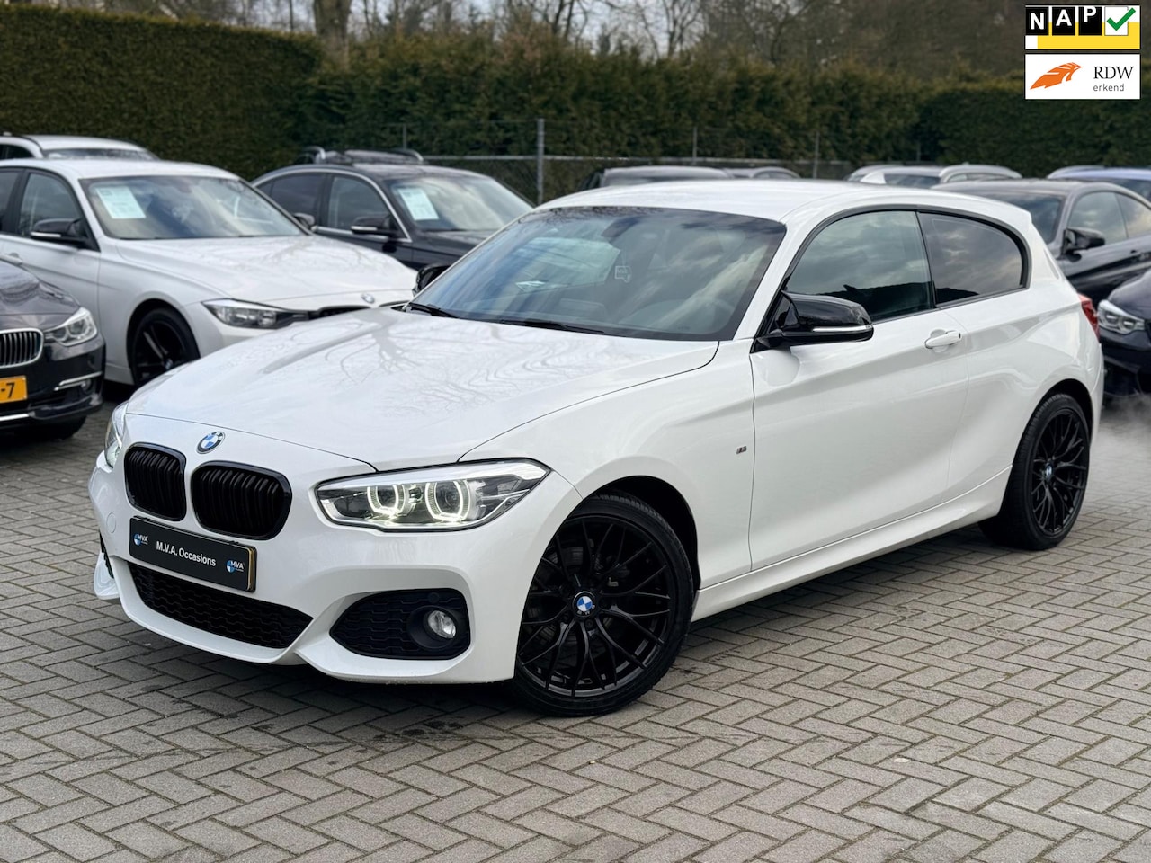 BMW 1-serie - 118i M Sport|Nieuwe Ketting + Klepseals|Navigatie|Dealer OH|1ste eigenaar|Cruise control|N - AutoWereld.nl
