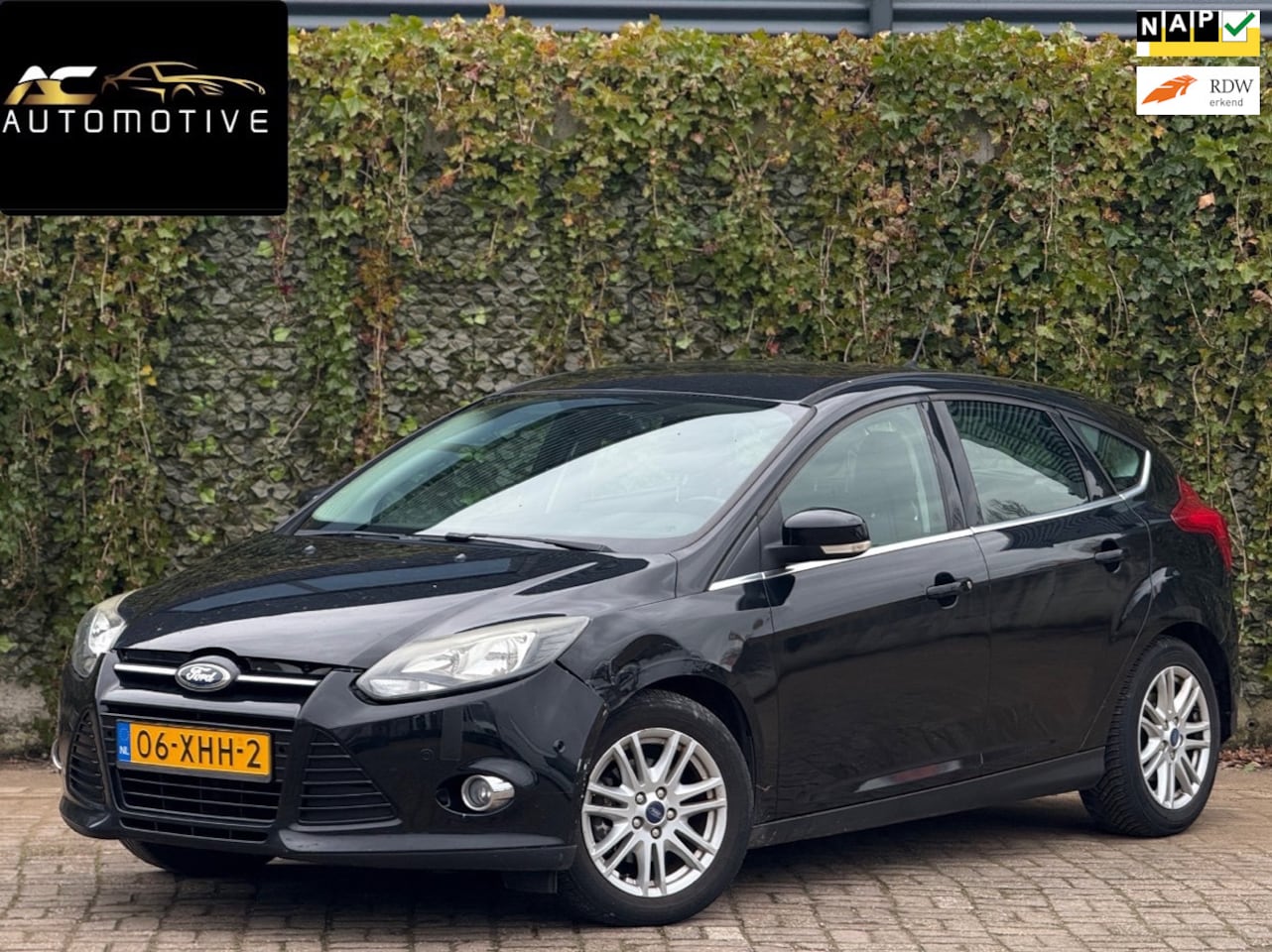 Ford Focus - 1.0 EcoBoost Lease Titanium Navi - AutoWereld.nl