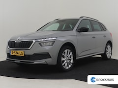 Skoda Kamiq - 1.0 TSI Sport Business 110pk | Trekhaak | Parkeersensoren achter | Navigatie via app conne