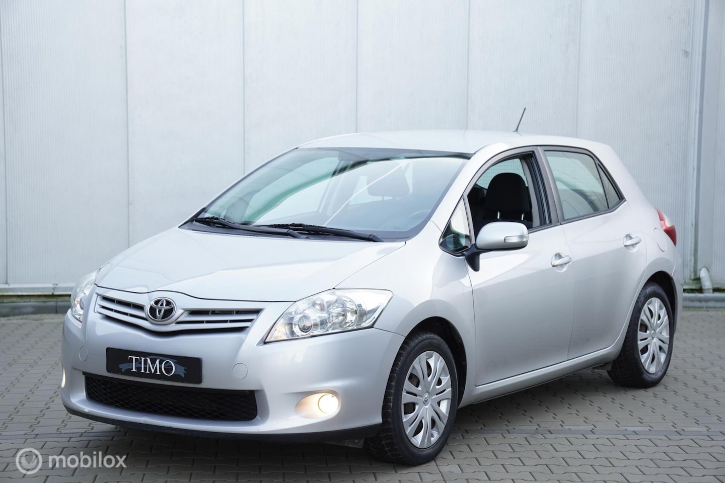Toyota Auris - 1.6 Aspiration|5-Deurs|6 Versnellingen - AutoWereld.nl