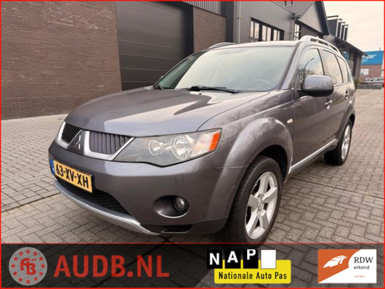 Mitsubishi Outlander - 2.4 Intense+| AUTOMAAT| 7 PERSOONS|CARPLAY| CRUISE| - AutoWereld.nl