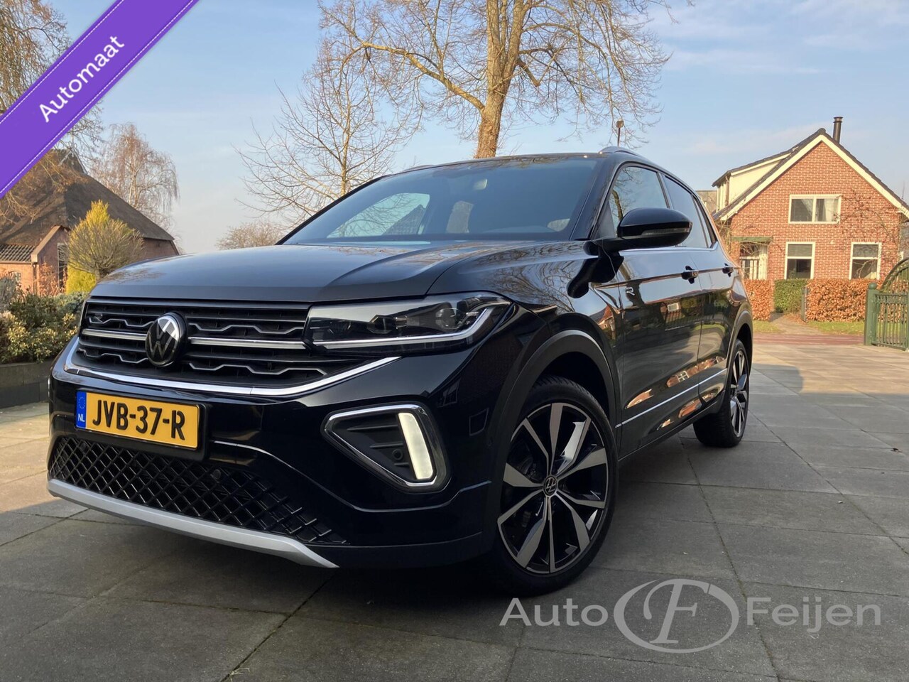 Volkswagen T-Cross - 1.0 TSI DSG , R-LINE , NAVIGATIE , CAMERA ,PDC , AFN TREKHAAK , ADAPTIVE CRUISE , LANE ASS - AutoWereld.nl