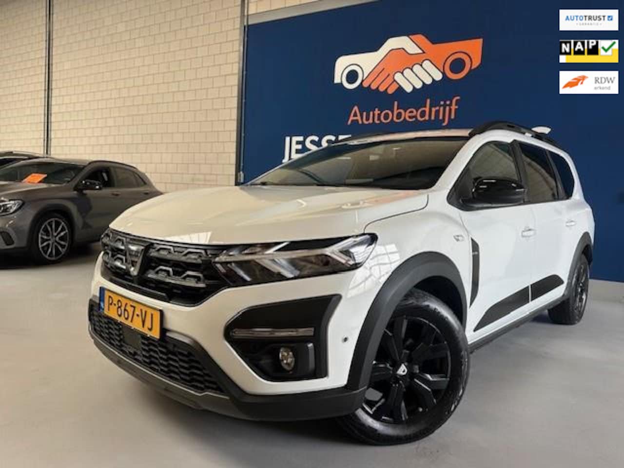 Dacia Jogger - 1.0 TCe Bi-Fuel Extreme 5p./ bj.2022 / kleur:wit / navigatie/sportvelgen/BTW auto / NAP me - AutoWereld.nl