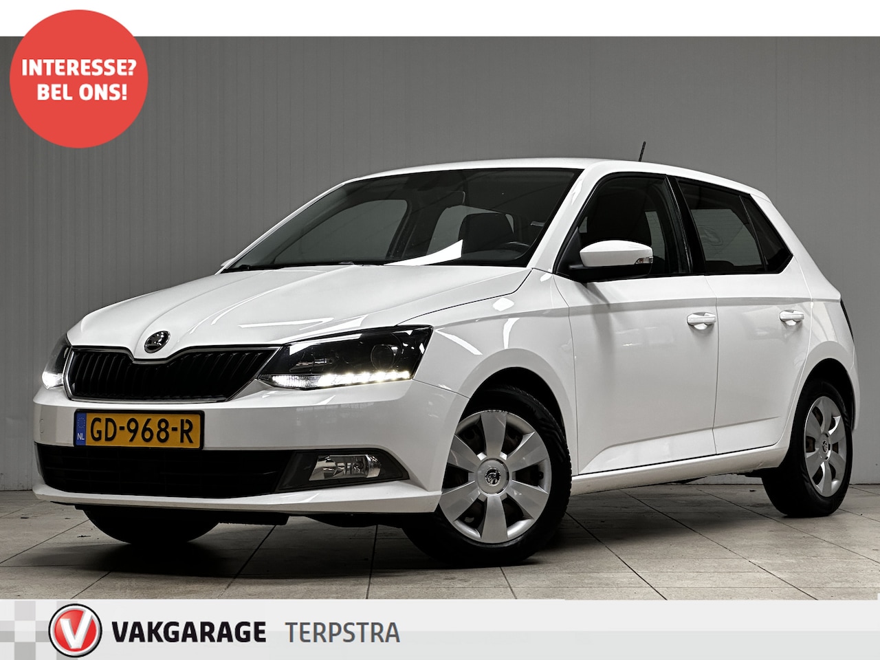 Skoda Fabia - 1.0 Ambition/ LED Dagrijverl/ Trekhaak/ Airco/ Navi/ Cruise/ Bluetooth/ Multi.LEDER.Stuur/ - AutoWereld.nl