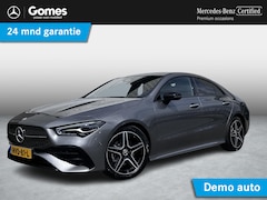 Mercedes-Benz CLA-Klasse - 180 Star Edition AMG | Night Pakket | Panoramadak | Bruin Interieur | Dodehoekassistent |