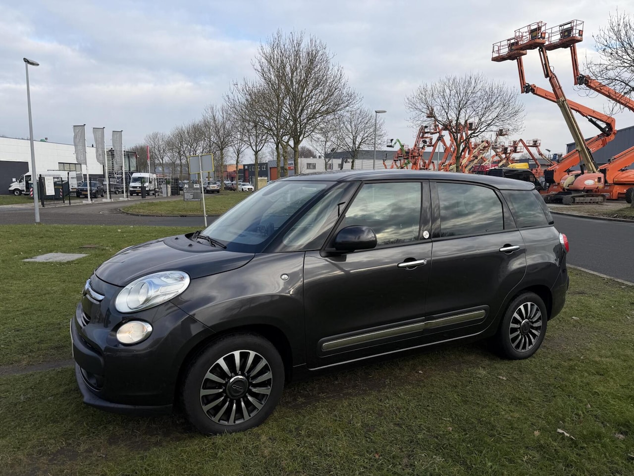 Fiat 500 L Living - 1.4 T-Jet - 1EIGENAAR/NAVI/CLIMA/PDC/NAP - AutoWereld.nl