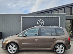 Volkswagen Touran - 1.4 TSI Highline *AC*Automaat*Navi NW KETTING
