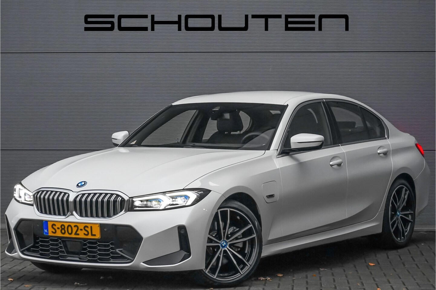 BMW 3-serie - 330e High Executive M-Sport Trekhaak Stoelverwarming HiFi 19" - AutoWereld.nl