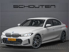 BMW 3-serie - 330e High Executive M-Sport Trekhaak Stoelverwarming HiFi 19"