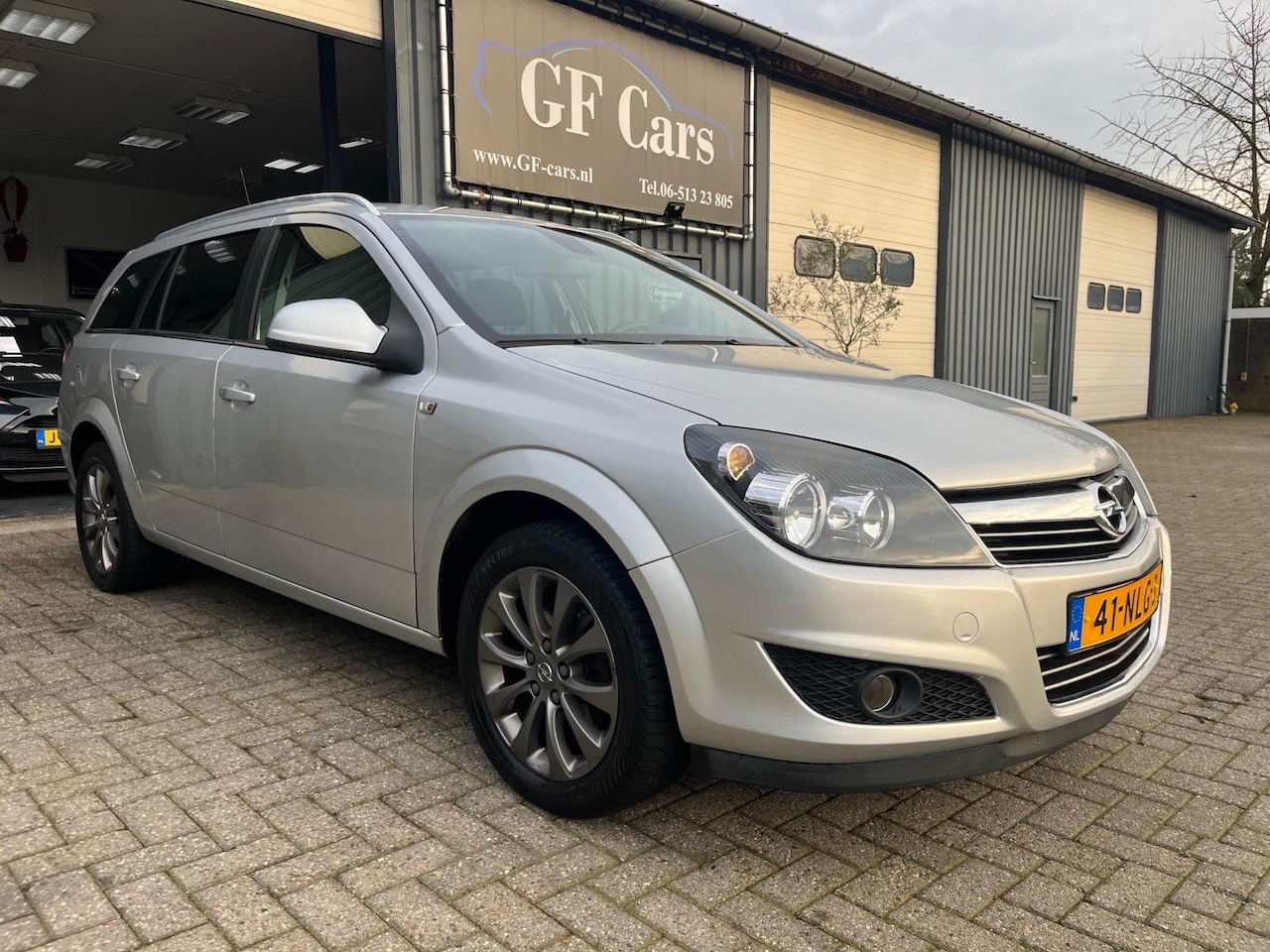 Opel Astra Wagon - 1.6 111 years Edition 2010 APK NAP AIRCO - AutoWereld.nl