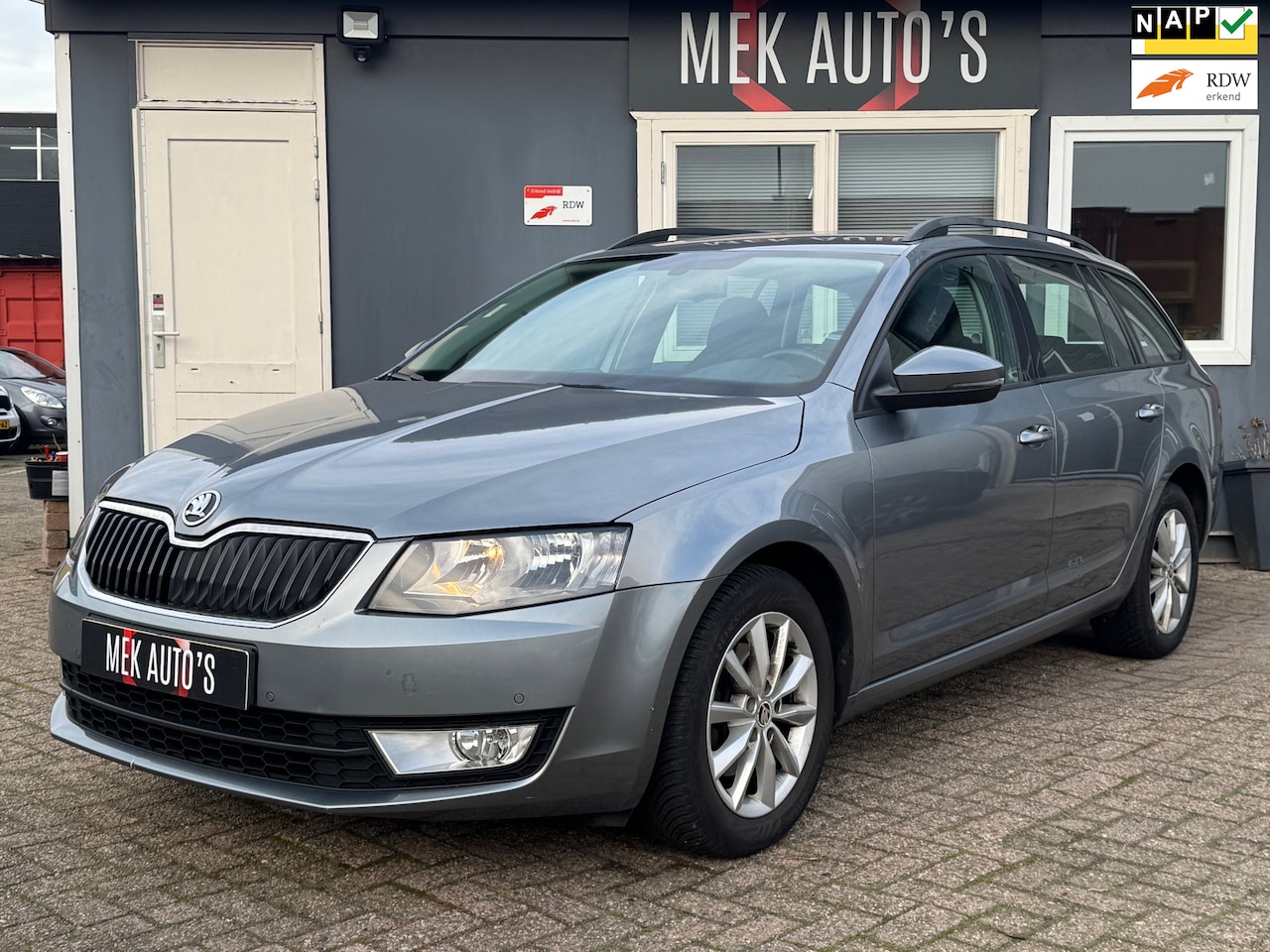 Skoda Octavia Combi - 1.4 TSI Greentech Ambition Businessline 1.4 TSI Greentech Ambition Businessline|Navi|Clima|Trekhaak| - AutoWereld.nl