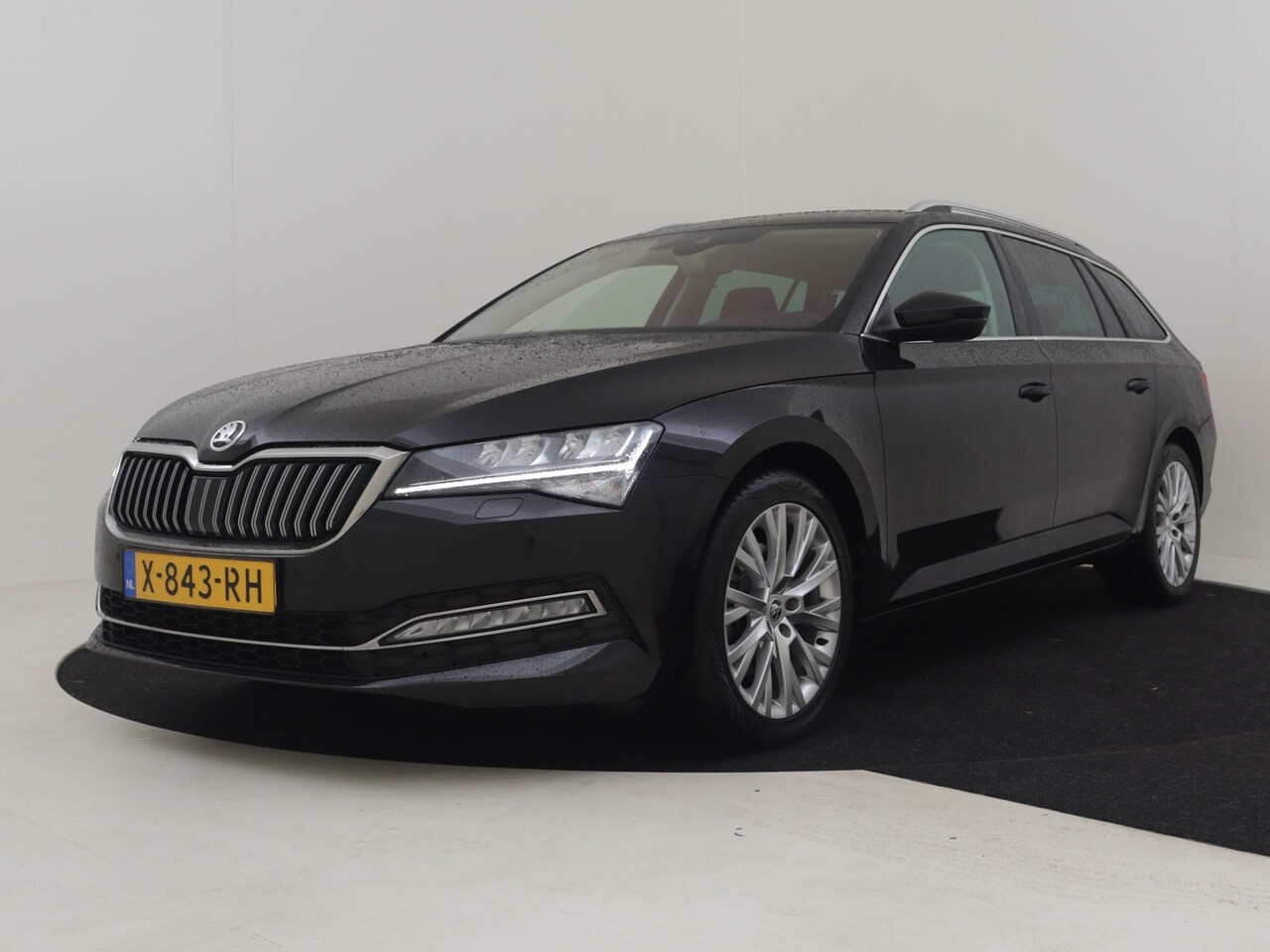 Skoda Superb Combi - 1.5 TSI ACT Business Edition Plus 150pk/DSG AUTO | Camera achter | Elektri bestuudersstoel - AutoWereld.nl