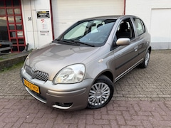 Toyota Yaris - 1.3 VVT-i Sol |NIEUW APK |AIRCO|AUTOMAAT |NETTE AUTO|GOED ONDERHOUDEN|