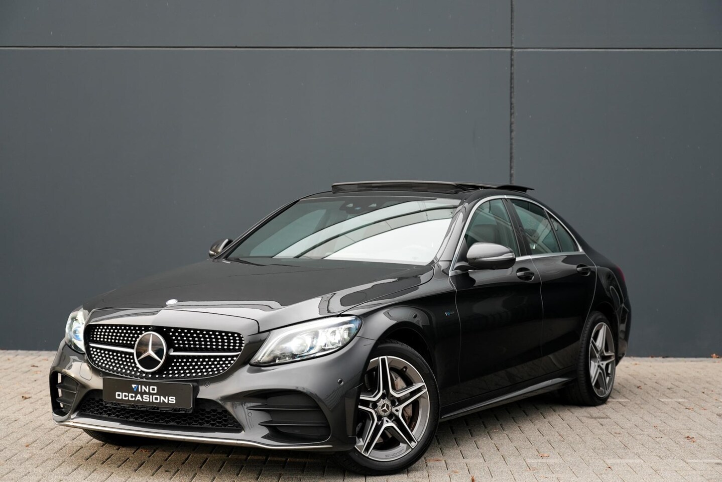Mercedes-Benz C-klasse - 300 de Business Solution AMG Limited 300 de Business Solution AMG Limited | Pano - AutoWereld.nl