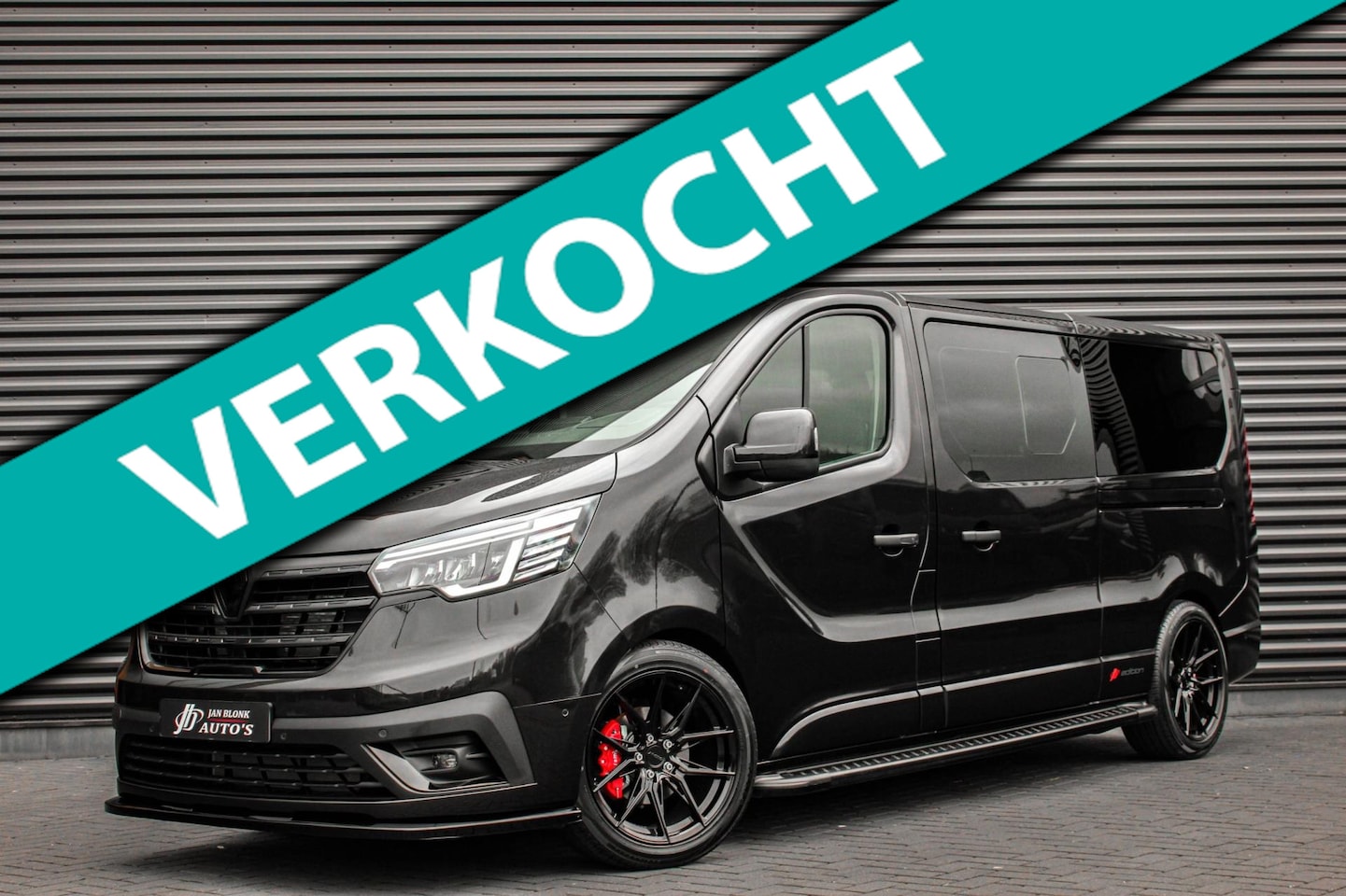 Renault Trafic - L2H1 170PK DUBBEL CABINE LUXE / NAVIGATIE / CLIMATECONTROL / VERLAAGD / DIGITAAL SCHERM / - AutoWereld.nl