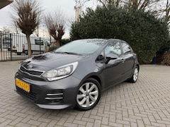 Kia Rio - 1.2 (4 cil.), Clima, Cruise Control, Navigatie, Achteruitrijcamera, Led, Bluetooth, LM-vel